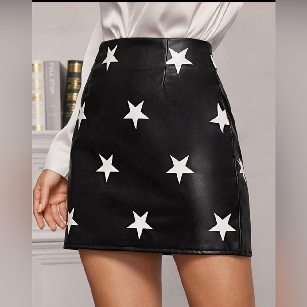 Star Print Faux Leather Mini Skirt.